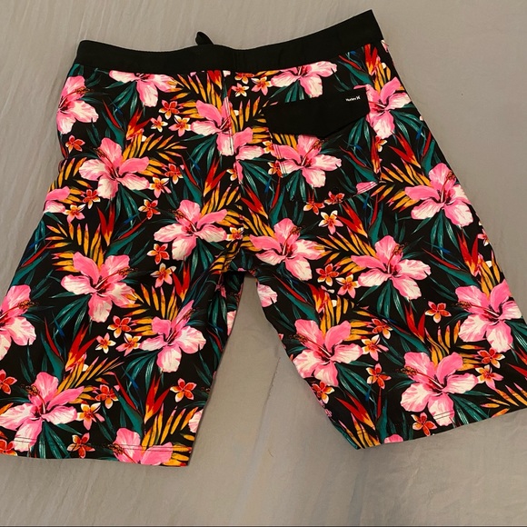 Hurley floral 20” board shorts swim trunk size 20 - Picture 5 of 8